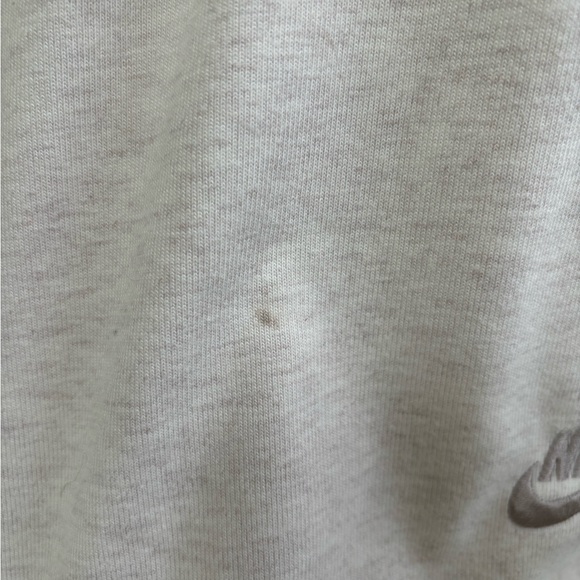 Nike Shorts - Picture 3 of 5